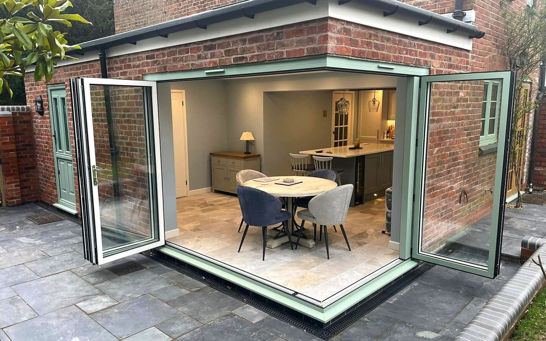 Period Corner Bifold Extension